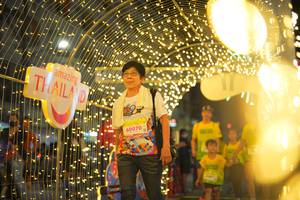 BIB: 60070
                            <button type="button" onclick="openModal(21750689)" class="btn btn-primary btn-sm float-right btn-popup" data-toggle="modal" data-target=".modal-high-quality">
                        <i class="fas fa-shopping-cart"></i> Add to Cart
                    </button>
                                            <button type="button" onclick="isThisMe(21750689, true)" class="btn btn-success btn-sm float-right btn-popup btn-isme hidden" data-toggle="tooltip" data-placement="bottom" title="นี่คือรูปของคุณใช่ไหม คลิกที่นี่เพื่อเอาเข้าอัลบั้ม">
                        <i class="fas fa-plus"></i> Add to album
                    </button>
                    <button type="button" onclick="isThisMe(21750689, false)" class="btn btn-warning btn-sm float-right btn-popup btn-isnotme hidden">
                        <i class="fas fa-ban"></i> Remove from album
                    </button>